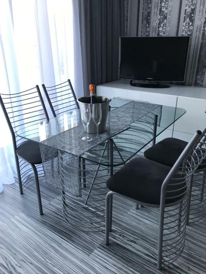 Apartament Villa Marea ミエンジズドロイェ エクステリア 写真